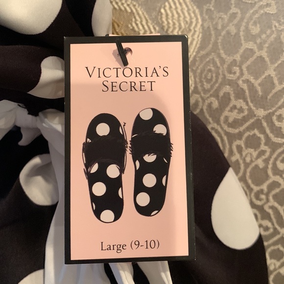 Victoria Secrets Polka dot slippers - Picture 9 of 9